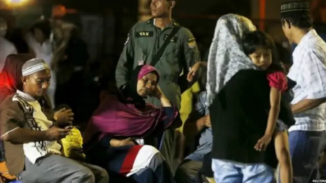 العدد الكلي للضحايا يشمل على الأقل 20 شخصا كانوا على الأرض.