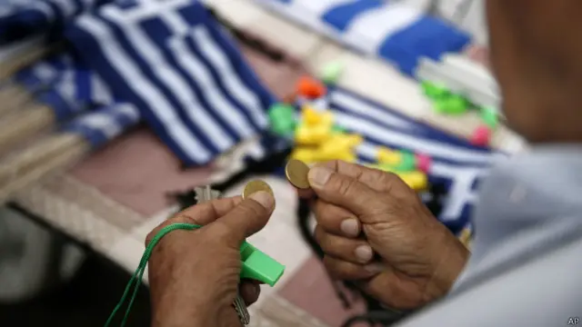 Монеты и флаги