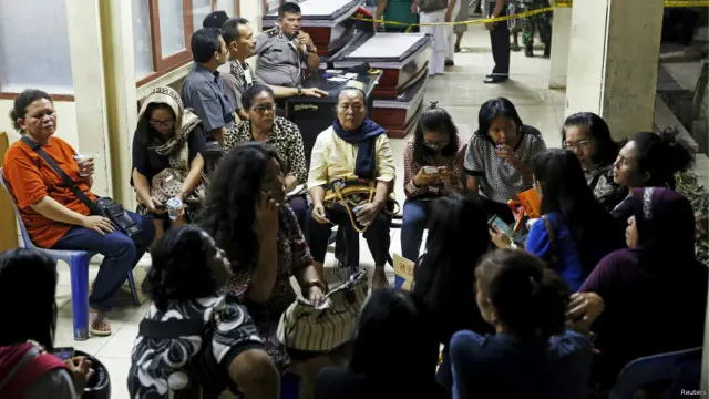 Keluarga penumpang Hercules