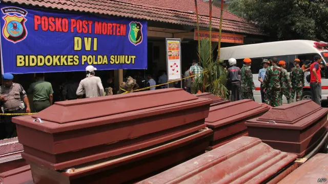 Keterangan resmi menyebutkan, pesawat militer ini mengangkut 113 orang yang terdiri dari awak pesawat dan anggota keluarga yang hendak mengikuti personel militer berpindah tugas. 