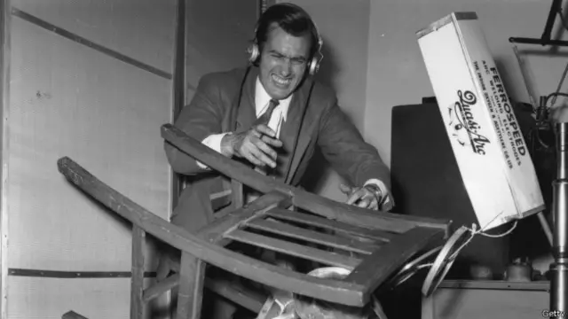 Un artista de los efectos de sonido del pasado