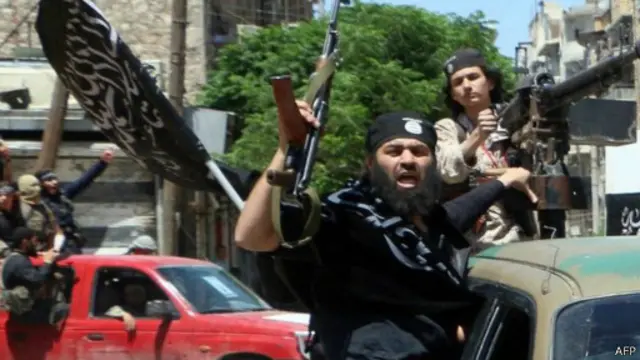 叙利亚叛军向政府控制的地盘发动攻击