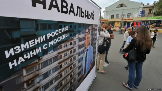 Стенд Навального на выборах