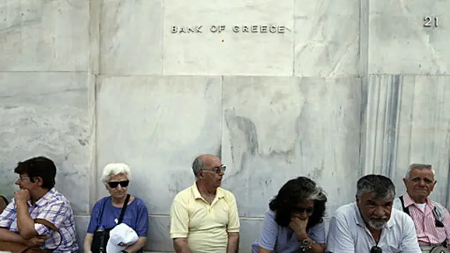 Bank Sentral Eropa akan mempertahankan pasokan dana darurat untuk mendukung perbankan Yunani.