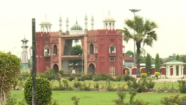 مالیر کوٹلہ کی مساجد اور تاریخی عمارتیں گزرے ہوئے دور کی یاد دلاتی ہیں