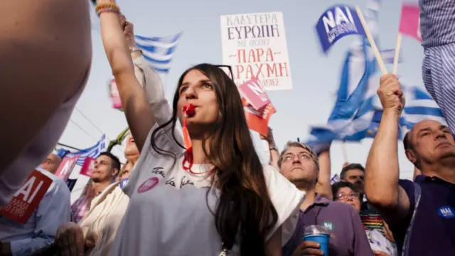 Một cuộc biểu tình ủng hộ châu Âu cũng diễn ra tại Athens ngày 3/7