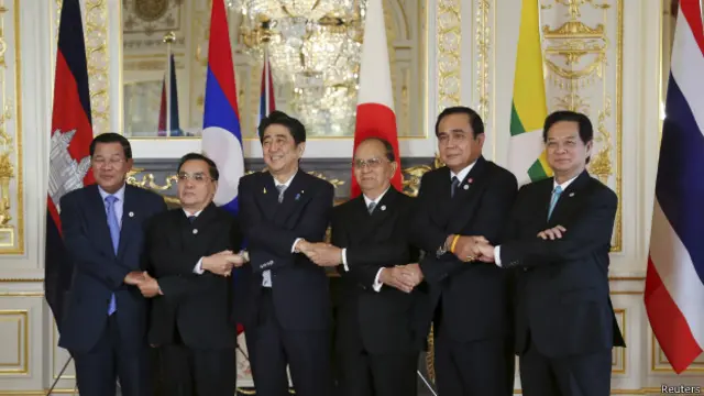 Các lãnh đạo chính phủ châu Á bàn về sông Mekong hồi tháng 7/2015