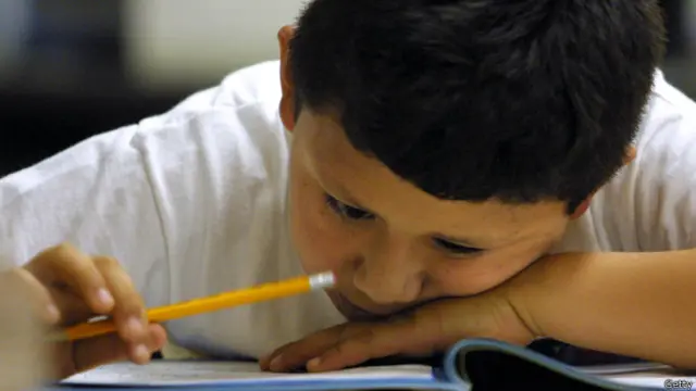 ایک استاد کا کہنا تھا ’دس یا گیارہ سال کا بچہ گھبرایا ہوا اور بے بس ہو کر آپ کے سامنے بیٹھا ہوتا ہے‘