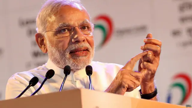 नरेंद्र मोदी