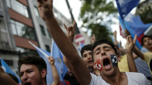 过去一周来，土耳其发生多起针对中国人的抗议袭击事件。