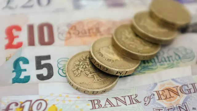 معهد المديرين يطالب أيضا "بتبسيط النظام الضريبي المعقد"