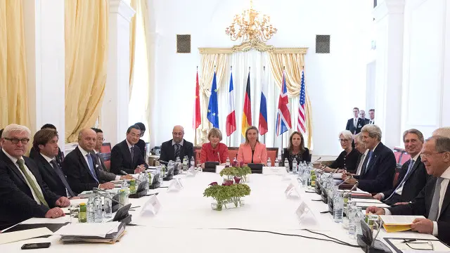 صحف عربية ترى أن ما سمي بالملف النووي الإيراني هو قصة طويلة من الصداقة بين إيران وأمريكا.