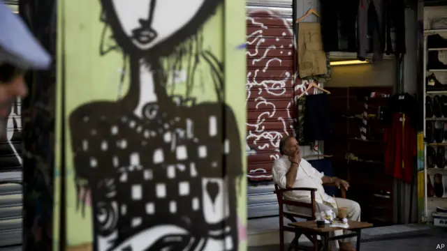 Los griegos esperan el desenlace.