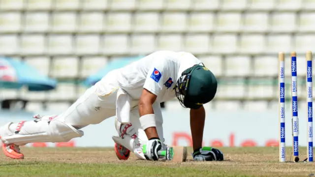 پالیکیلے ٹیسٹ کے آخری دن اپنی پہلی ٹیسٹ سنچری سکور کرنے والے شان مسعود کی وکٹ کی صورت میں پاکستان کو تیسرا نقصان اٹھانا پڑا۔