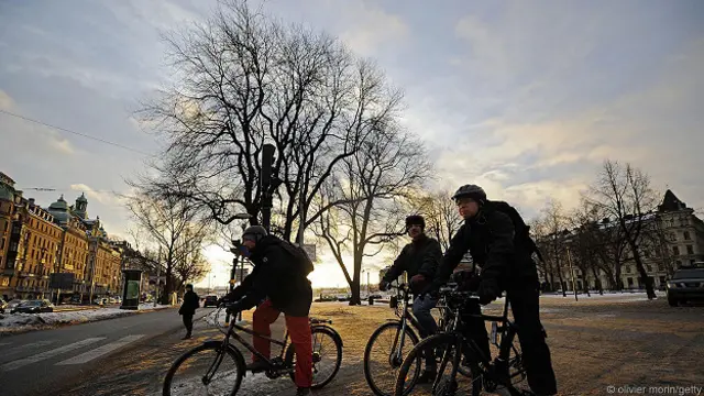 Велосипедисты в центре Стокгольма