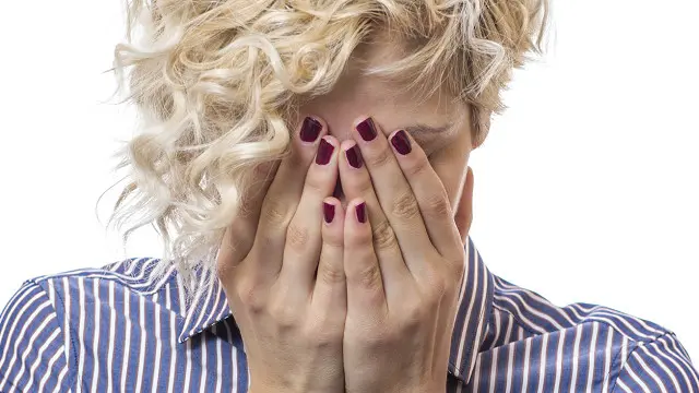 Sí... aunque tú ya ni te acuerdes, esa cosa vergonzosa está flotando en el mundo virtual.