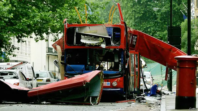 لندن میں سات جولائی 2005 کو بم دھماکے میں 52 افراد ہلاک ہوئے تھے