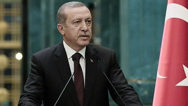 ابتدائی طور پر شام میں دولتِ اسلامیہ کے خلاف فوجی کارروائی سے گریزاں تھا