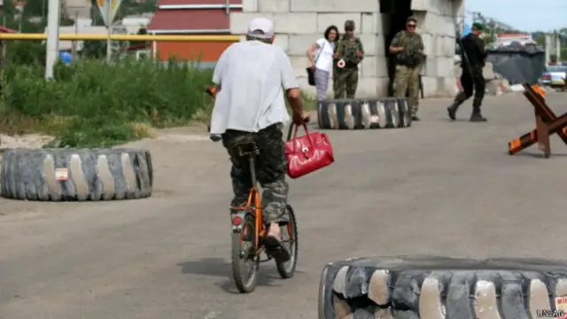 блокпост у Маріуполі Донецької області 