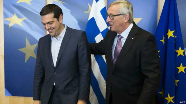 El primer ministro Tsipras y el presidente de la Comisión, Jean-Claude Juncker, han visualizado en las úiltimas horas el alejamiento de sus posturas.