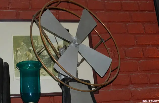 मिट्टी के तेल से चलने वाला पंखा पँखा 