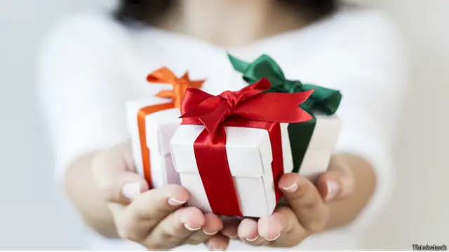 Прохання про послугу зробить вашого опонента більш лояльним 