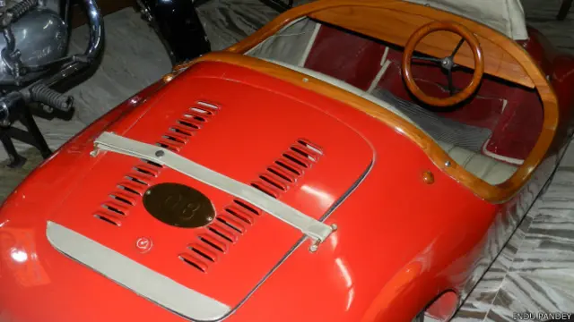 पुरानी कार 