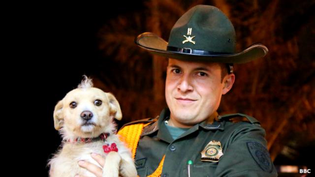 Teniente Andrey Pinzón Trujillo y su perro Beto
