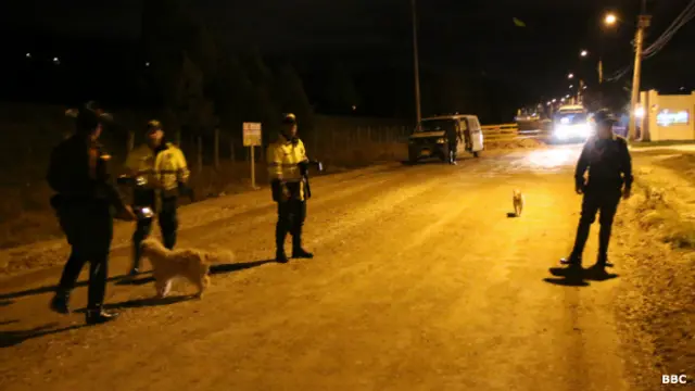 Policías en la calle