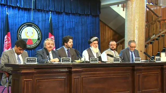 ښاغلی خلیل کرزی وايي، دواړو لوریو د خبرو او خپلو خپلو غوښتنو لپاره یو نوملړ چمتو کړی، چې د بیا خبرو پر وخت به پرې بحث وشي