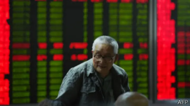 အစုရှယ်ယာတွေ ပြန်ထုတ်မရောင်းဖို့ တရုတ် အစိုးရက တားမြစ်ခဲ့။