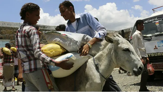 جنگ کے باعث عوام تک امداد پہنچانے میں شدید مشکلات کا سامنا کرنا پڑتا ہے