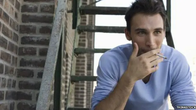 Очевидно, что у большинства курильщиков шизофрении нет, однако употребление табака, по мнению ученых, увеличивает риск развития заболевания