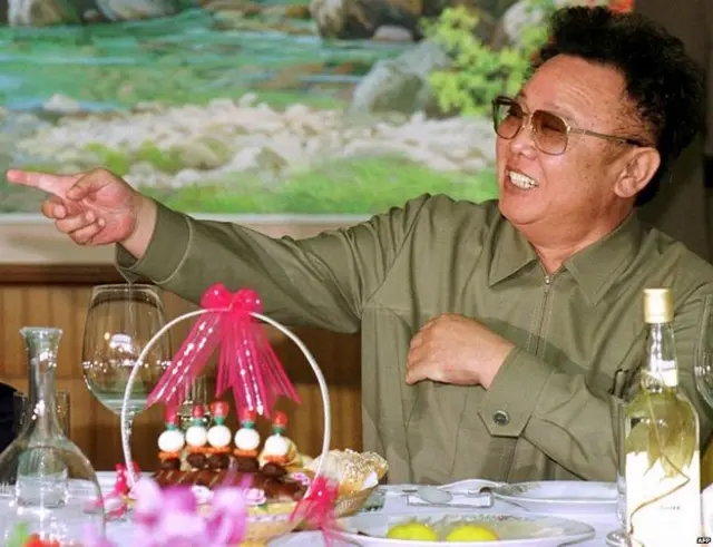 金正日统治时期,爵士乐等其他一些西方音乐都被禁止