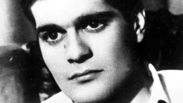 عمر الشريف خپل فلمي کار په ۱۹۵۰ مو کلونو کې په مصرۍ سينما کې پيل کړ