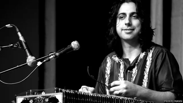 अभय रुस्तम सोपोरी