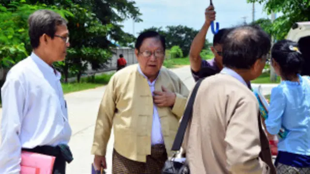 လောလောဆယ် ခေါင်းဆောင်တွေ ပြိုင်မယ့် နေရာမှာ ရှောင်ဖို့ သဘောတူထား တယ်လို့ NLD ဗဟို ကော်မတီဝင် ဦးဉာဏ်ဝင်း ကပြောပါတယ်