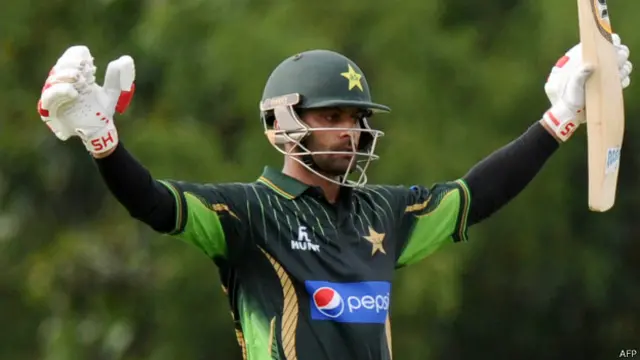 سری لنکا کے خلاف کھیلے جانے والی سیریز میں محمد حفیظ سب سے زیادہ رنز بنانے والے کھلاڑی رہے