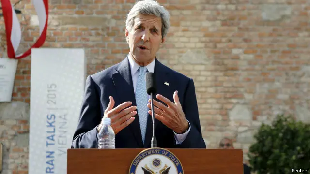 دعا كيري إيران لاتخاذ "خيارات صعبة" للتوصل إلى اتفاق.
