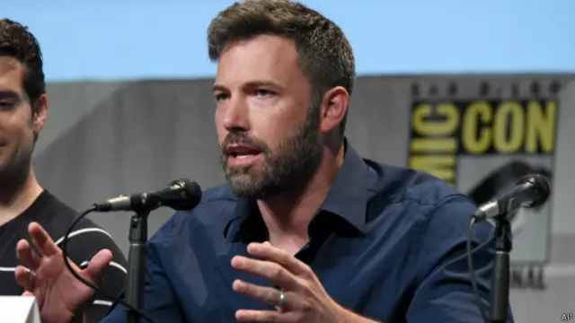 دو بار آسکر انعام یافتہ اداکار بین ایفلک سے قبل یہ کردار مائیکل کیٹن، ول کلمر، جارج کلونی اور کرسچیئن بیل ادا کر چکے ہیں