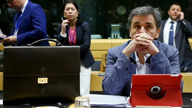 وزير المالية اليوناني يوكليد ساكالوتس بانتظار إجتماع وزراء مالية "اليورو"