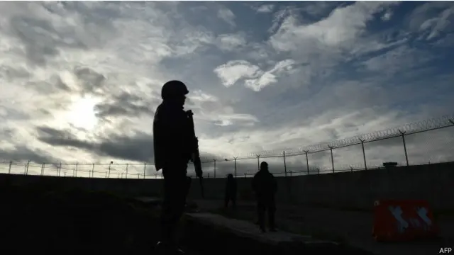 Tras fugarse en 2001, Guzmán se convirtió en el narcotraficante más buscado del mundo.