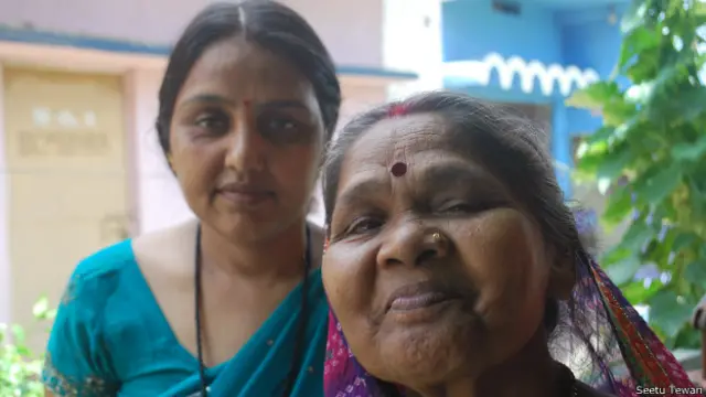 फेंकनी देवी और स्नेहलता