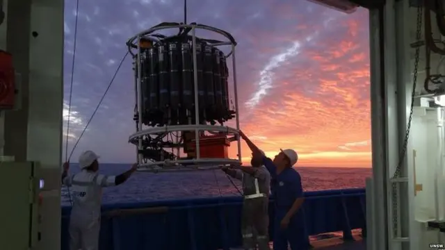 واضع رہے کہ آسٹریلیا میں آتش فشاں کے پھٹنے کا آخری واقعہ تقریباً 5 ہزار سال قبل پیش آیا تھا