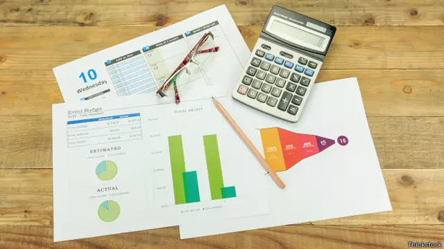 Правильно оберіть час розмови, продумайте конкретні приклади ваших досягнень, дізнайтеся про рівень зарплат на ринку праці