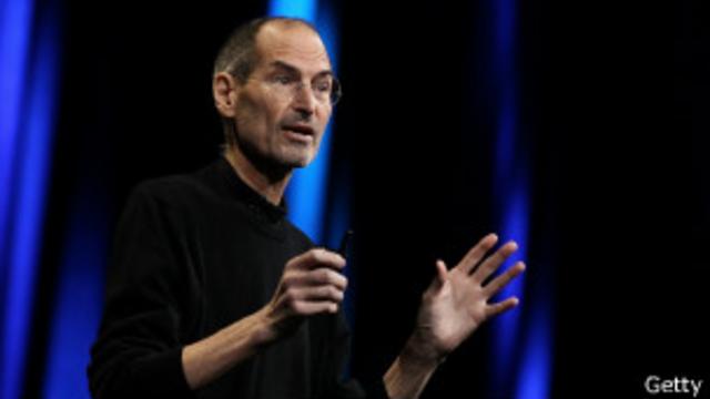 Steve Jobs fue el primero en declarar la guerra a Flash.