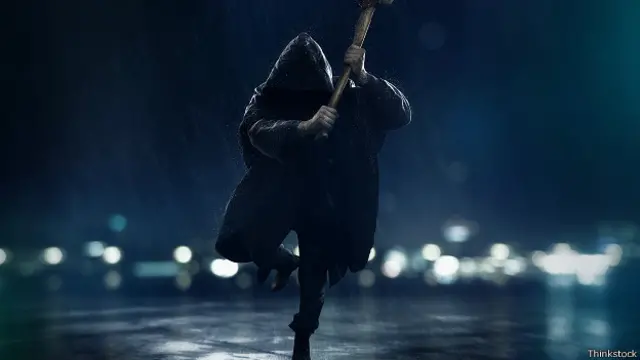 Режисер хорорів 50-х Вільям Касл запровадив "перерву страху", коли глядачі могли залишити кінозал, якщо були надто налякані