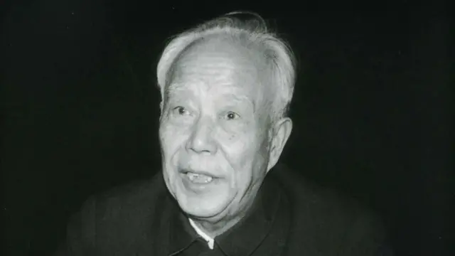 2015年7月15日，原中共中央政治局委员、全国人大常委会委员长万里，因病在北京逝世，享年99岁。