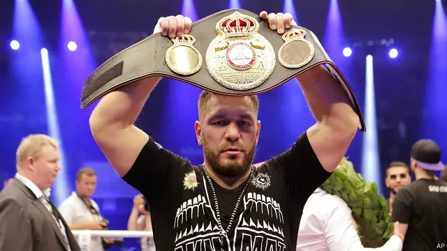 Semiz ayol onanizm va oq suyuqlik bilan cums