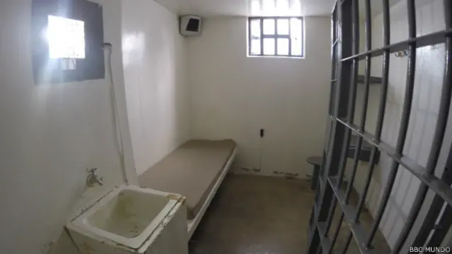 Celda de la que se fugó "El Chapo" Guzmán